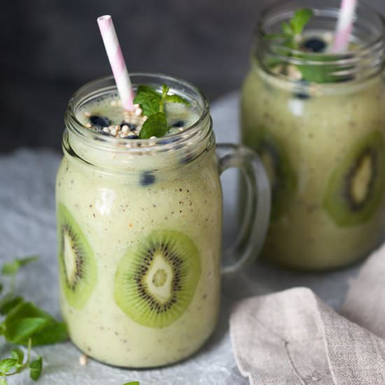 Kiwi Banana Smoothie