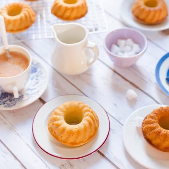 Lemon Tea Cakes