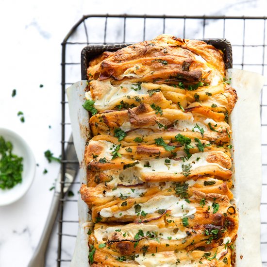 Buffalo Chicken Pull Apart Bread