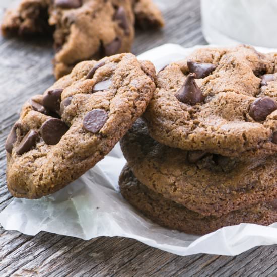 Flourless Pecan Chocolate Chips