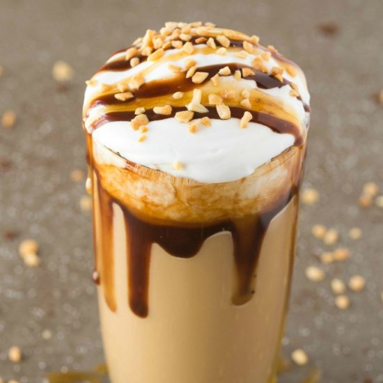 Low Carb Snickers Breakfast Shake