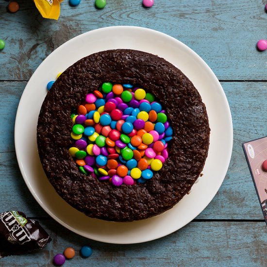 M&M Piñata Cake