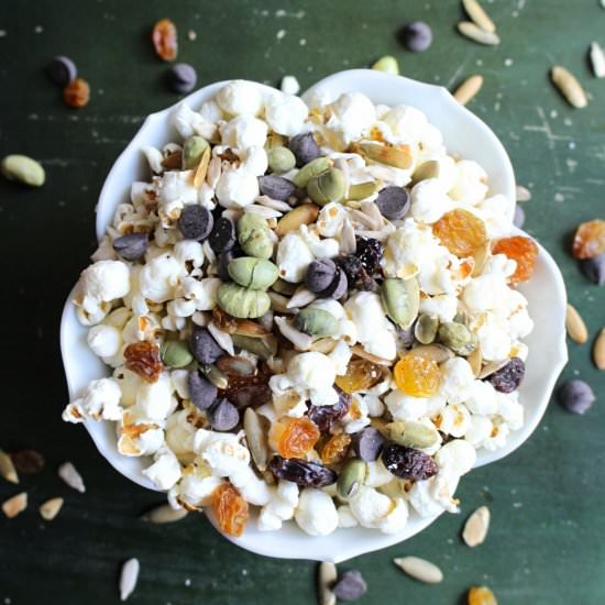 The Best Nut Free Snack Mix