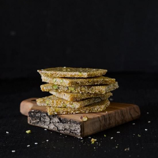 Sesame and pistachio brittle