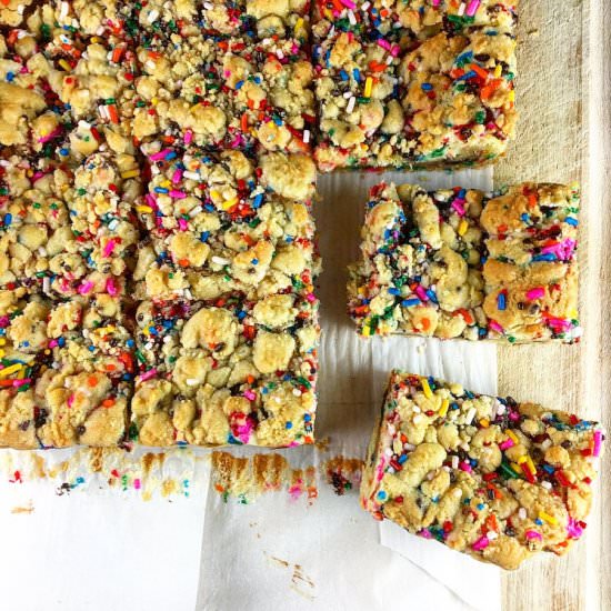 Funfetti Cheesecake Cookie Bars