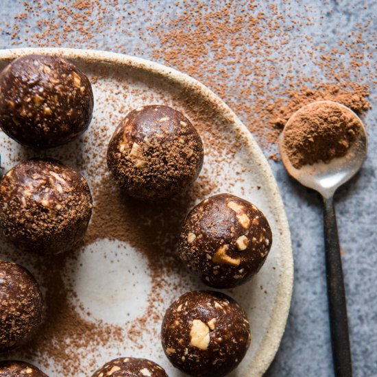 Snickers Bliss Balls