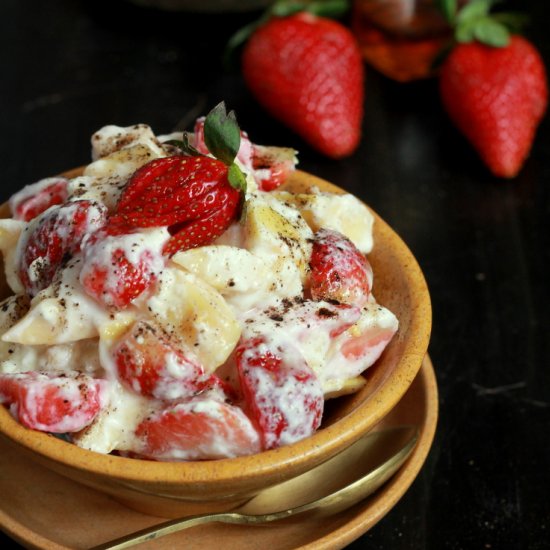 5 Minute Strawberry Salad