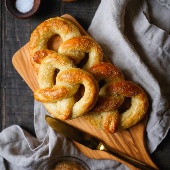 Pub-Style Soft Pretzels