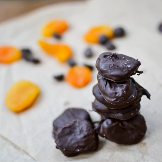 Dark Chocolate Dried Apricots