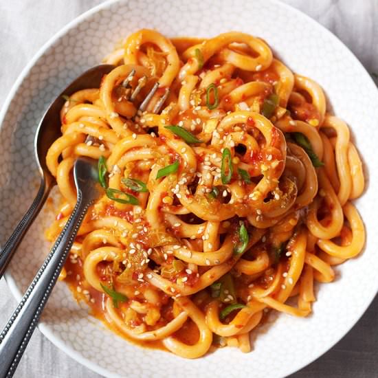 Udon Noodles with Kimchi Sauce