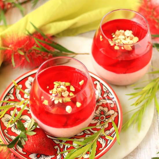 Strawberry Yogurt Mousse