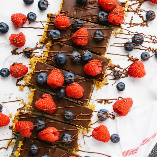 chocolate fruit tart