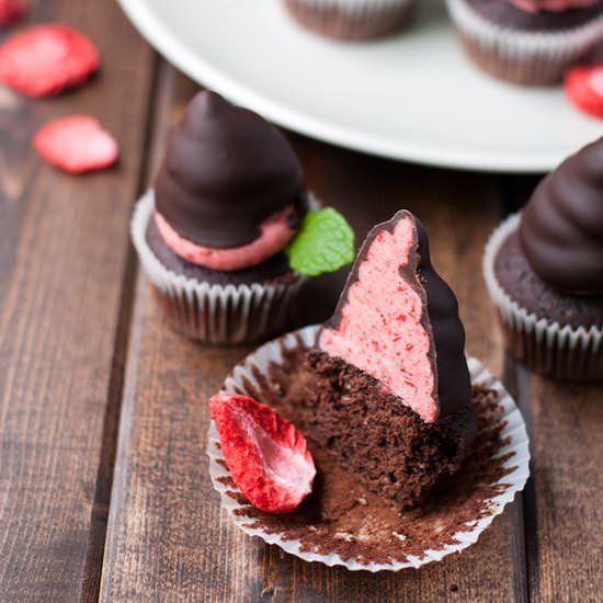 Strawberry Hi-Hat Cupcakes