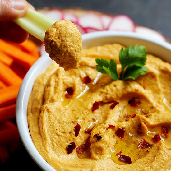 Homemade Harissa Hummus