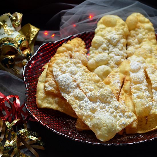 Crispy Italian Carnival Fritters