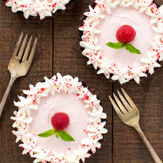 No Bake Raspberry Mousse Tarts