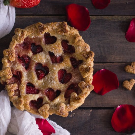 Spiced Wine Strawberry Pie