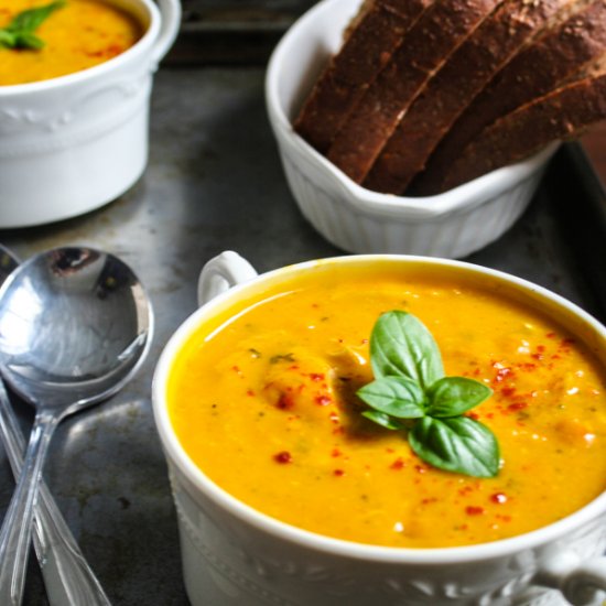 Buttery Pumpkin & Chicken Soup