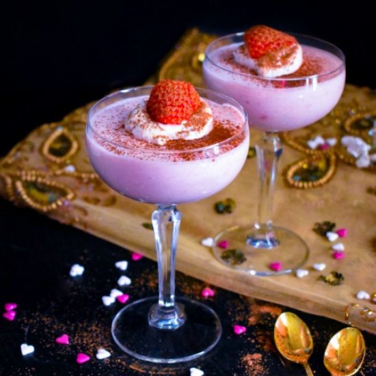 3 Ingredients Strawberry Mousse