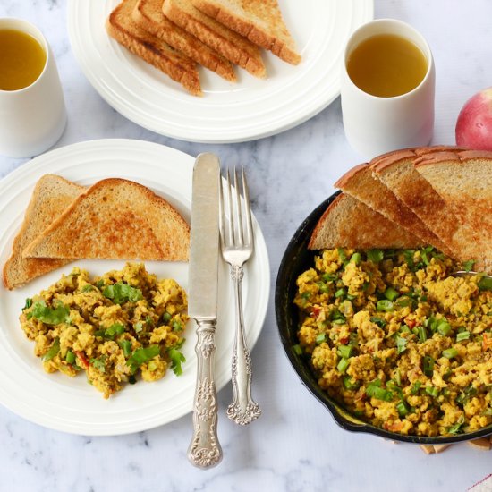 Egg bhurji {Indian scrambled eggs}