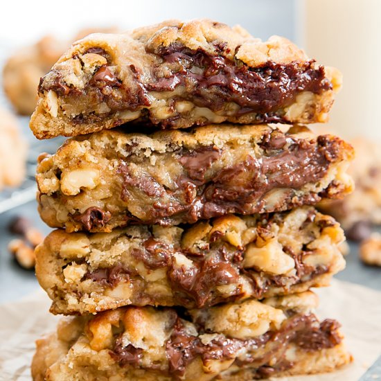 Levain Bakery Chocolate Chip Cookie