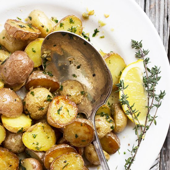 Garlic and Lemon Roasted Potatoes