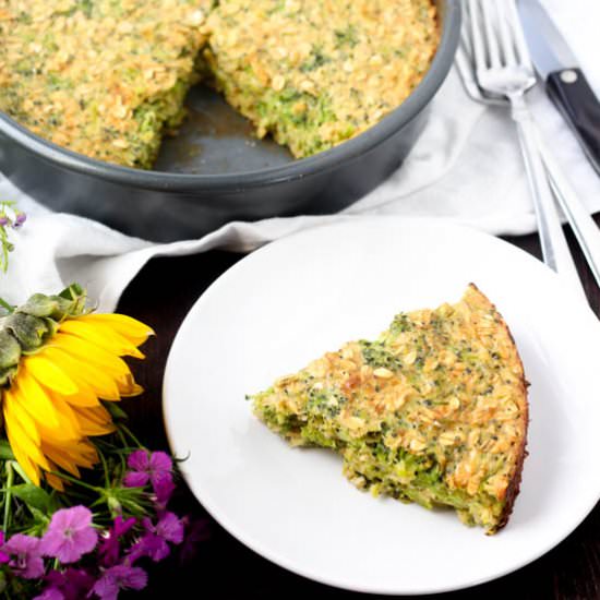 Broccoli Cheddar Oatmeal Bake