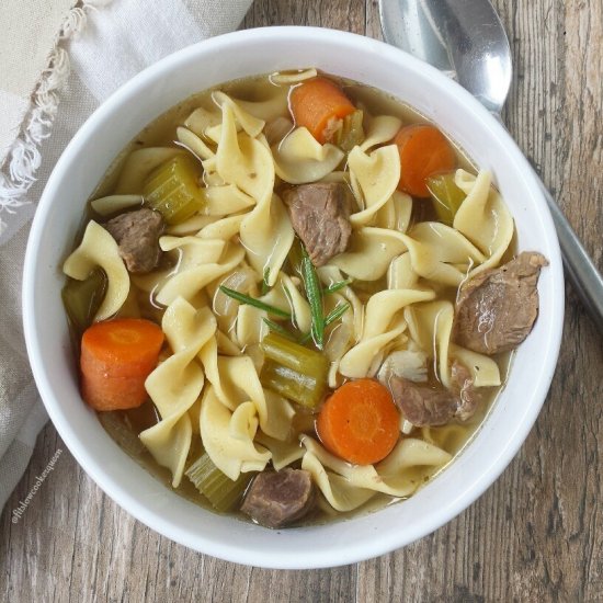 Slow Cooker Beef Noodle Soup