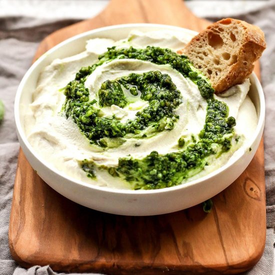 Vegan Pesto Swirl Cream Cheese