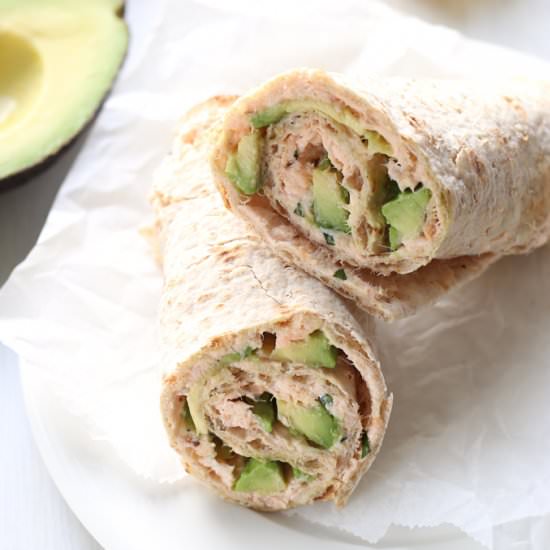 Salmon and avocado rolls