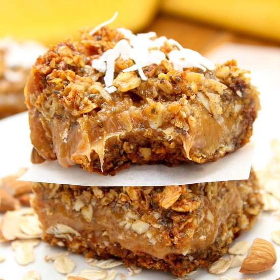 Healthy Caramel Oatmeal Bars