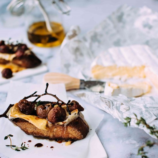 Roasted Grape Crostini