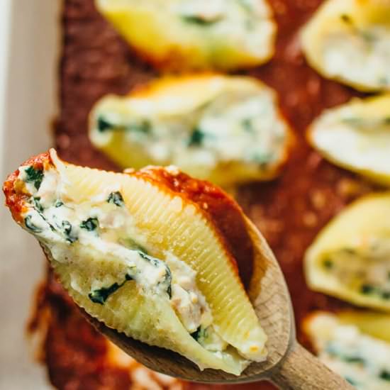 easy ricotta stuffed shells