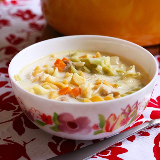 One-pot Creamy Chicken Mac Soup