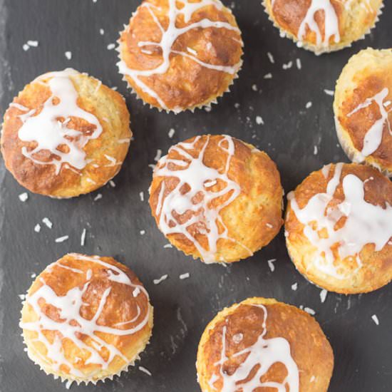 Skinny Coconut and Vanilla Muffins