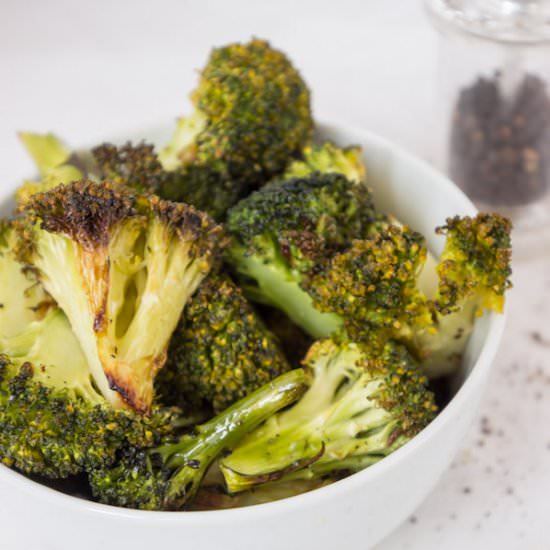 4 Ingredient Roasted Broccoli