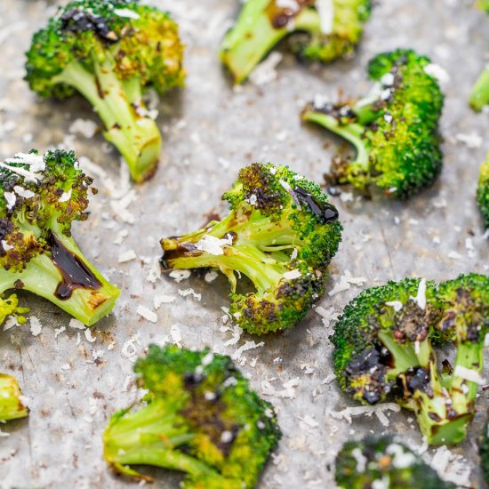 Parmesan Balsamic Roasted Broccoli