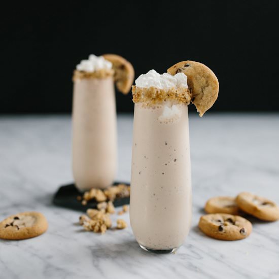 Healthy Boozy Chocolate Milkshakes