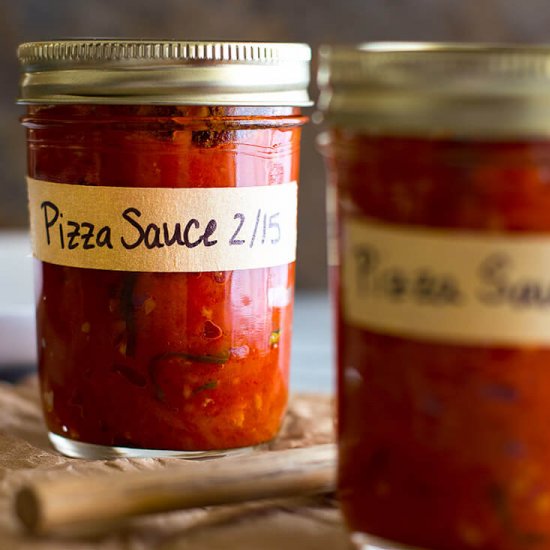 The Best Homemade Pizza Sauce