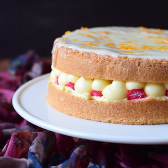 Rhubarb & Custard Genoise Cake