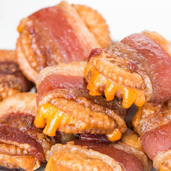 Bacon Wrapped Cheesy Crackers