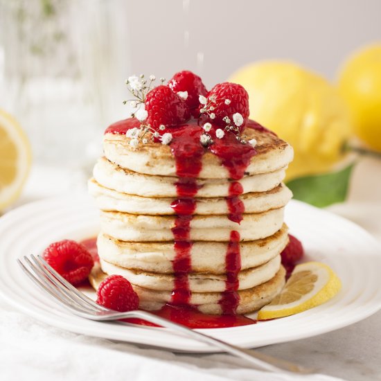 Fluffy Vegan Pancakes