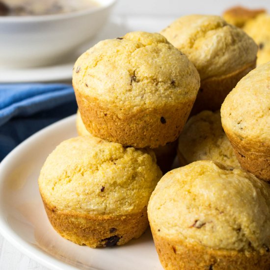 Chipotle Cornbread Muffins