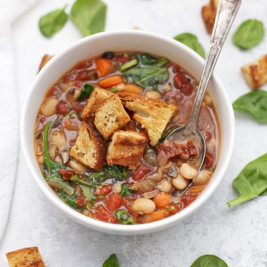 Sun Dried Tomato White Bean Soup