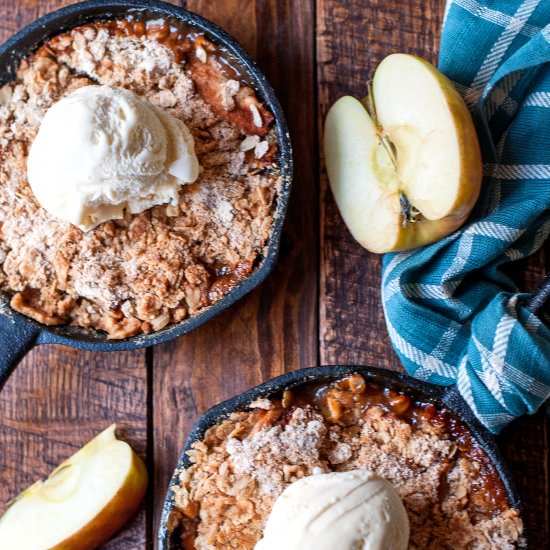 Cinnamon Apple Crisp