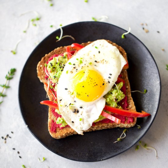 Sesame Toast with Hummus and Egg