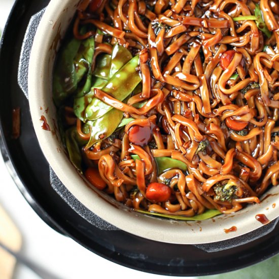 Instant Pot Lo Mein