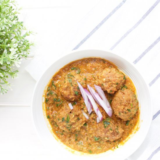 Cabbage Kofta in Cashew Curry