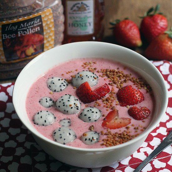 Bee Pollen Dragonfruit Smoothie