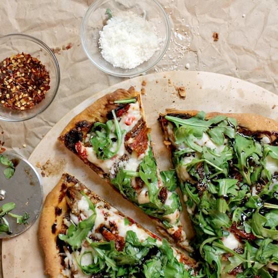 Vegan Fig and Arugula Pizza